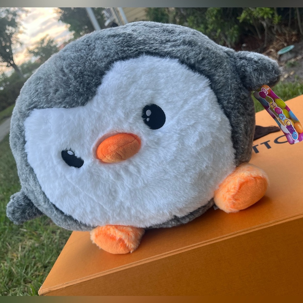 Penguin plushy Gumballs by fiesta